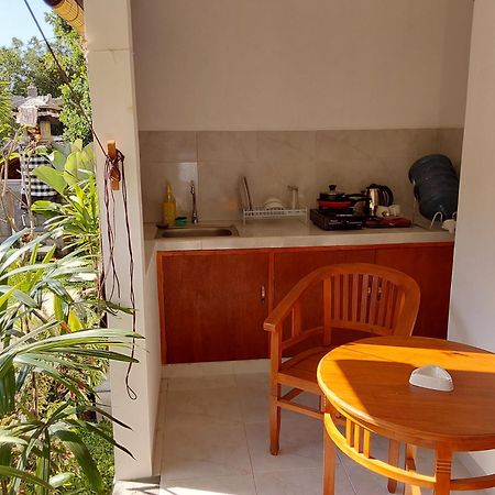 Okaoki Homestay Amed Exteriör bild