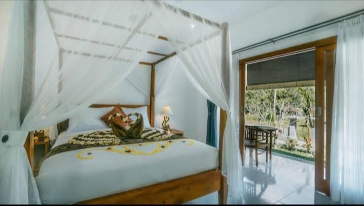 Okaoki Homestay Amed Exteriör bild